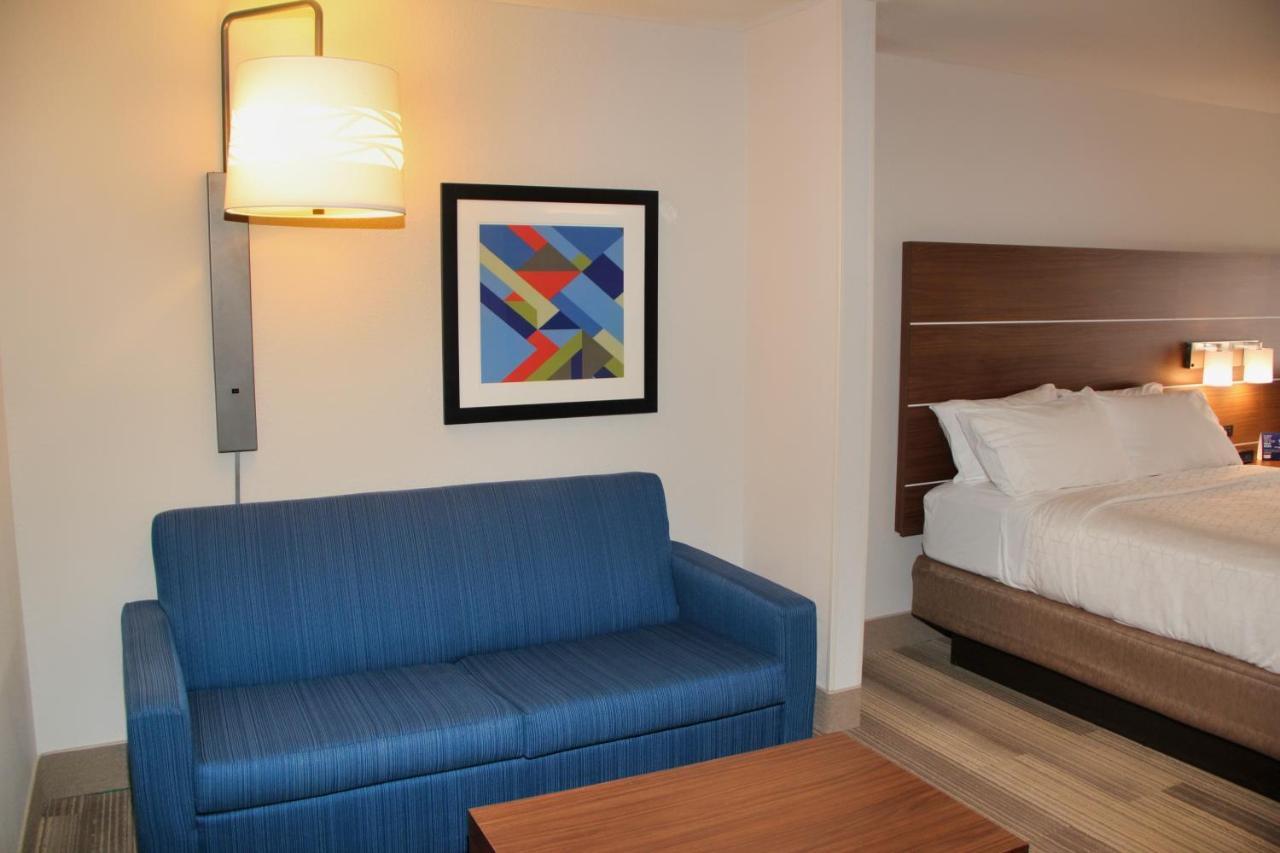 Holiday Inn Express By Ihg Douglas Exterior photo